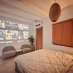 H\'Homestay Quan 1 - N10